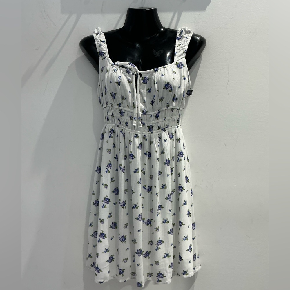 Elegant White and Blue Floral Mini Dress